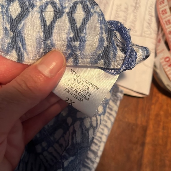 Fred David Blue and White Boxy Button Down Shirt - Picture 5 of 5